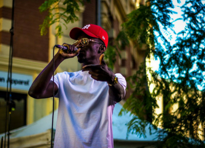 Menwar, premier EP du rappeur Oggy Nilz