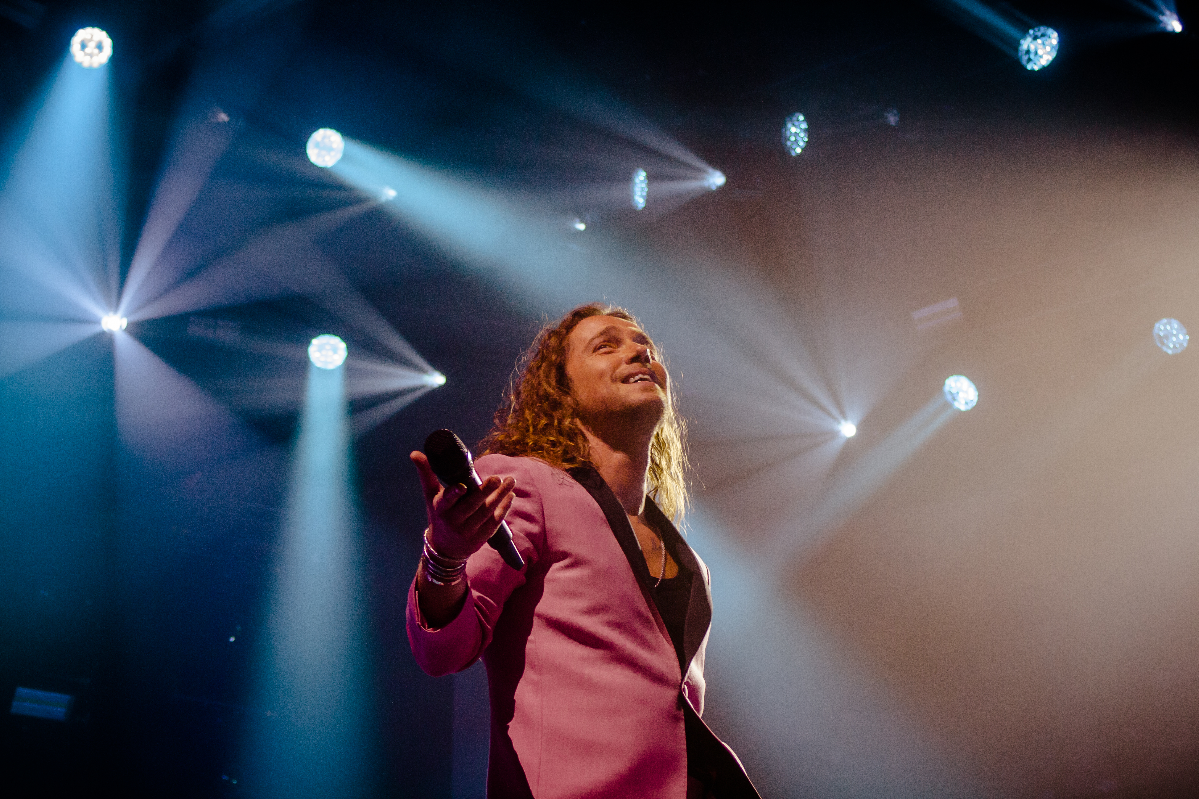 [Photos] Julien Doré + Joseph Kamel – Zénith de Toulouse – 27/03/2022