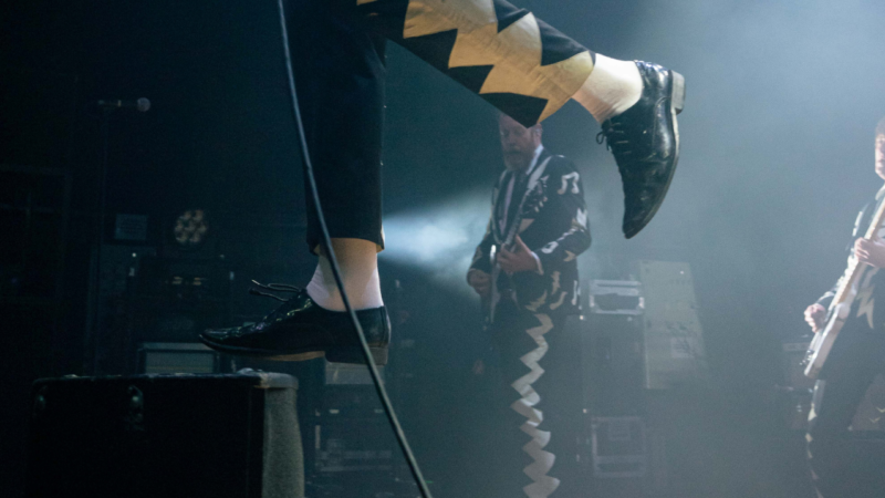 [Photos] The Hives + Bratakus – Le Bikini + 09/10/2023