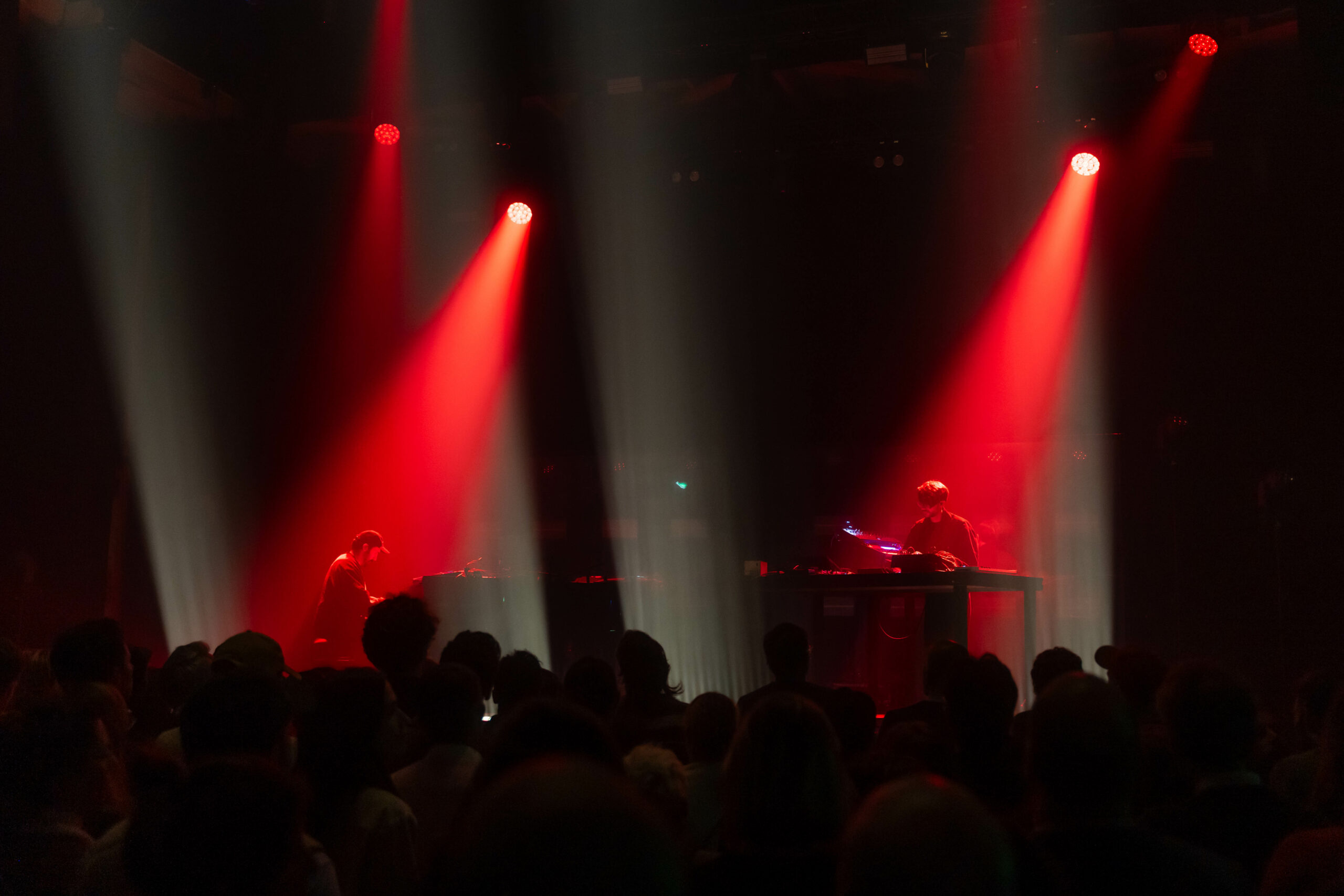 [Photos] Grandbrothers – La Cabane – 02/12/2025