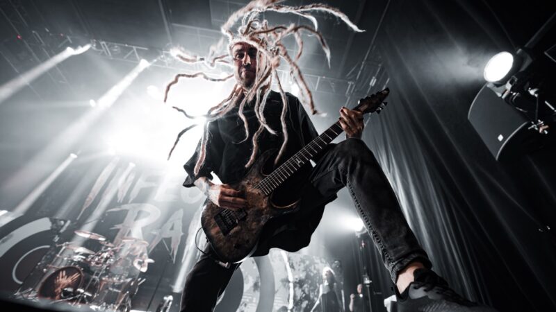 [Photos] Infected Rain + Butcher Babies + Black Spikes – Le Metronum – 14/04/2026