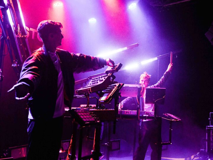 [Photos] Mafalda high + Radical kitten + Pistons – Le Metronum – 16/04/2026