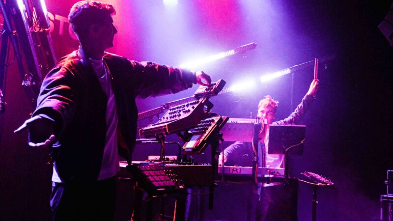 [Photos] Mafalda high + Radical kitten + Pistons – Le Metronum – 16/04/2026