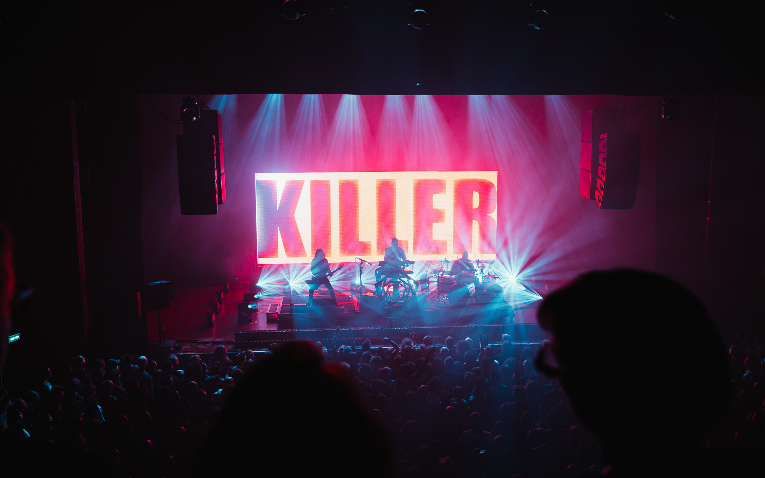 [Photos] CARPENTER BRUT + REVNOIR – Bikini – 21/10/2026
